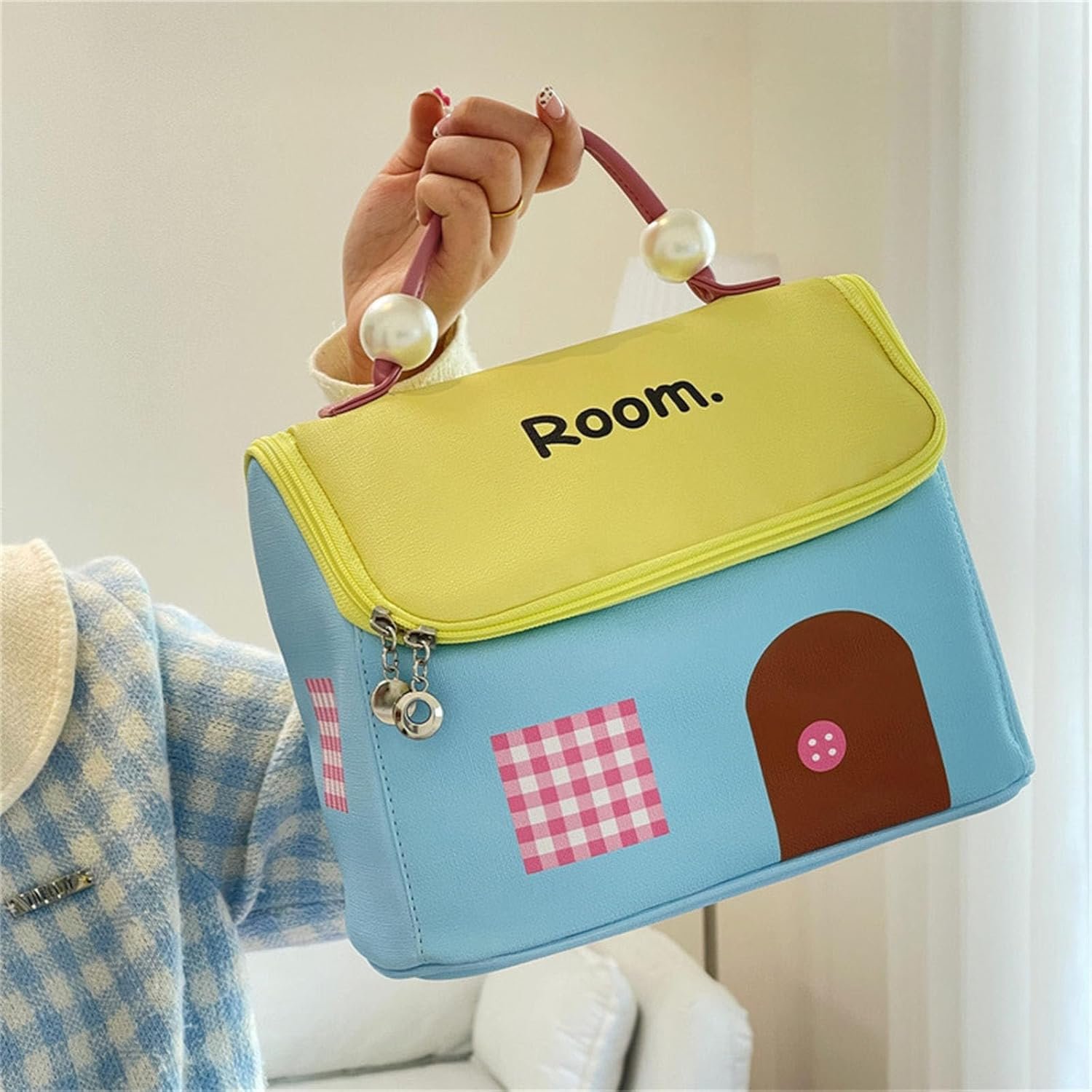 House-Shaped Vanity Cosmetic Bag with Zipper Closure