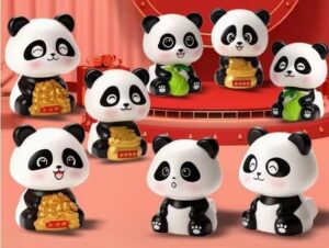 Solar-Powered Dancing Panda for Car Dashboard & Desk